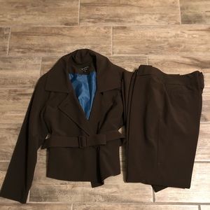 Two pieces blazer and pants formal suit